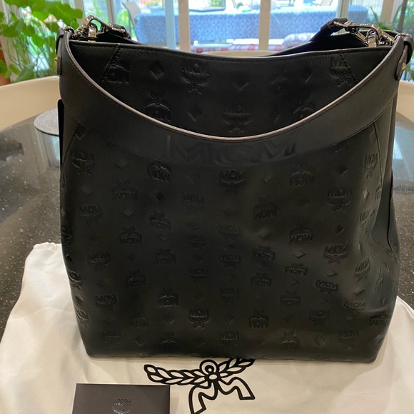 MCM Large Clara Hobo NWT - Picture 2 of 8